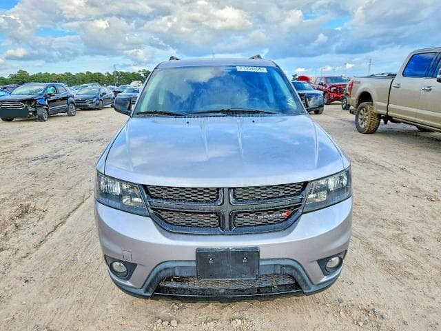 2019 DODGE JOURNEY SE 5