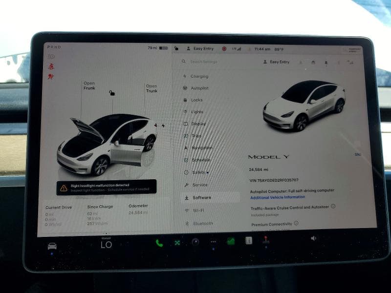 2024 TESLA MODEL Y 9