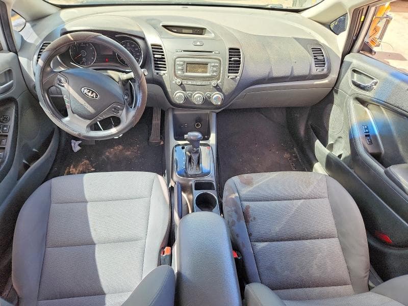 2017 KIA FORTE LX 8