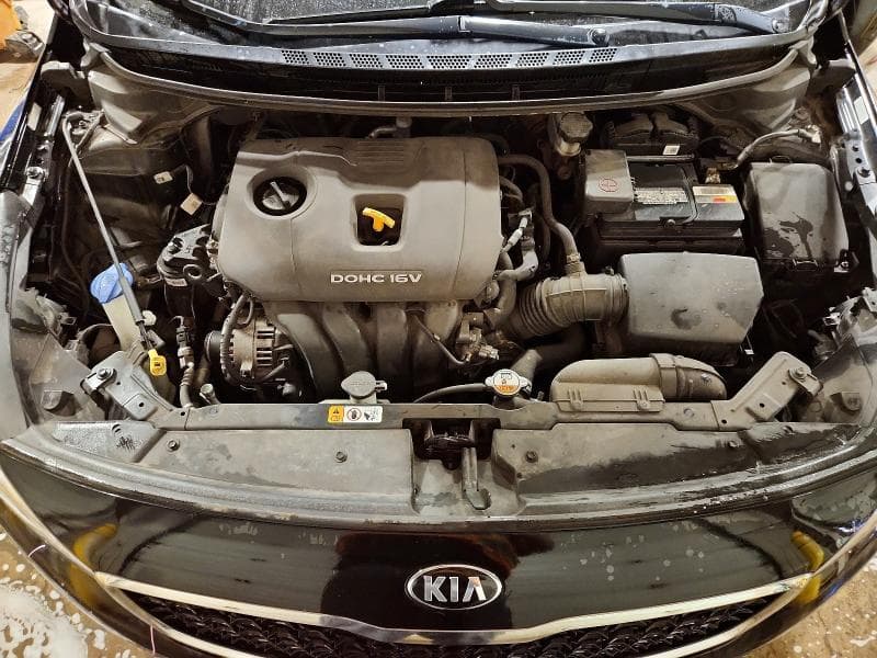 2017 KIA FORTE S 11