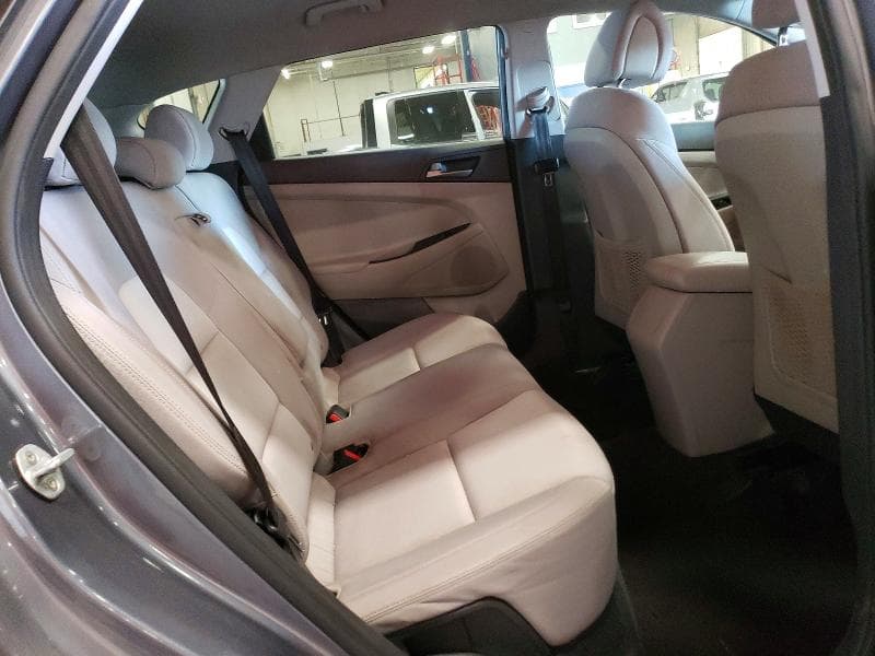 2018 HYUNDAI TUCSON SEL 11