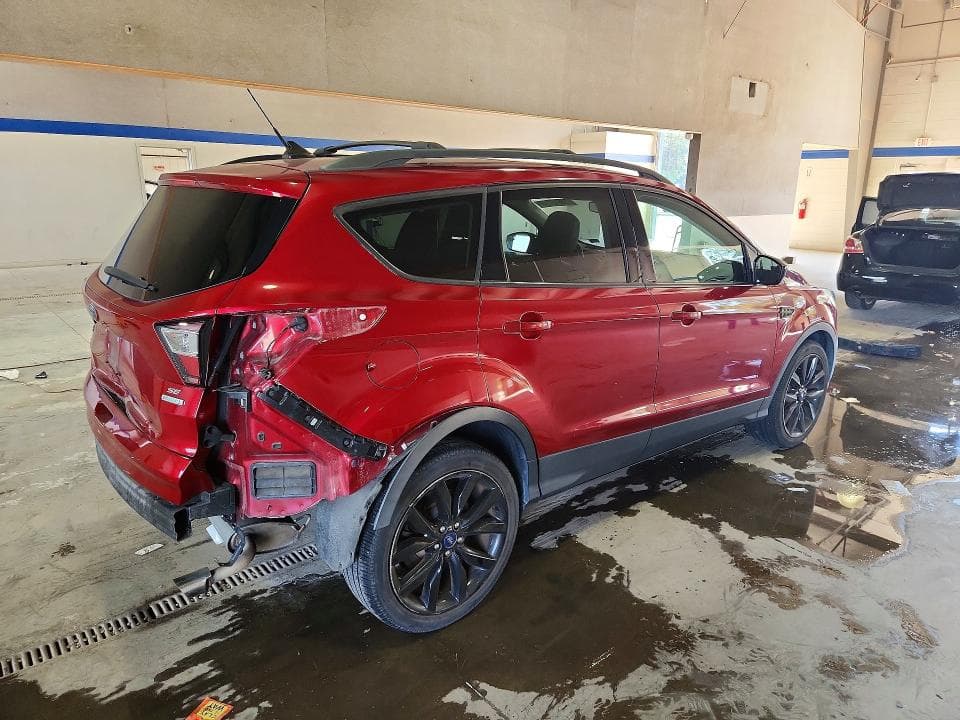 2018 FORD ESCAPE SE 3