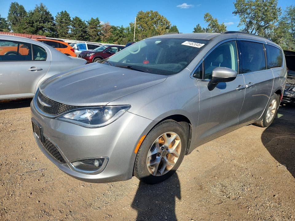 2017 CHRYSLER PACIFICA TOURING L - 1