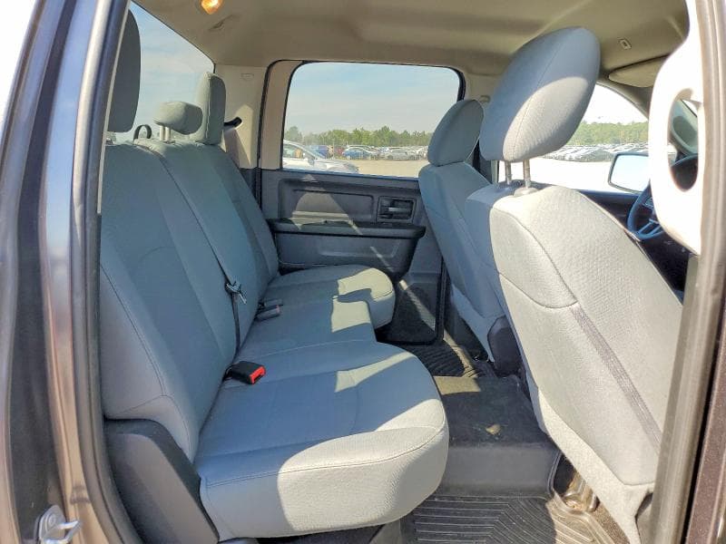 2017 RAM 1500 ST 10