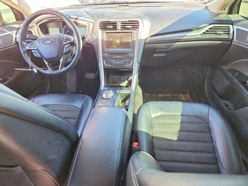 2017 FORD FUSION SE 8