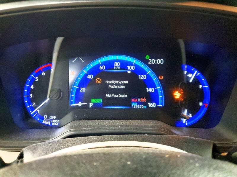 2020 TOYOTA COROLLA LE 9
