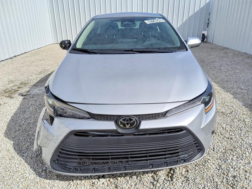 2026 TOYOTA COROLLA LE 5