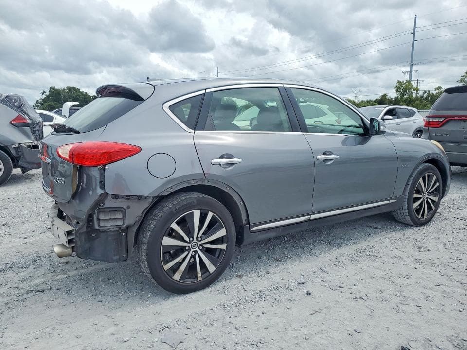 2017 INFINITI QX50 BASE 3