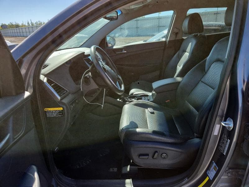 2017 HYUNDAI TUCSON SE PLUS 7