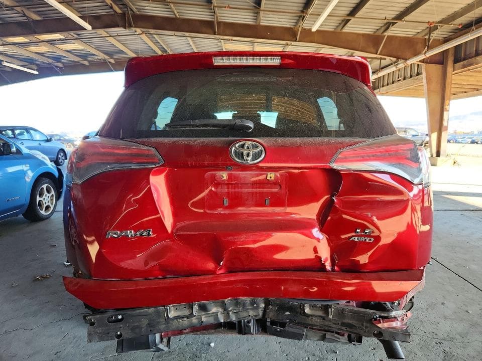 2018 TOYOTA RAV4 LE 6