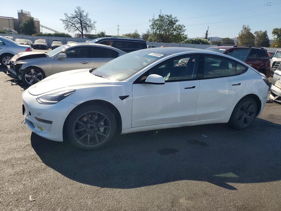 2022 TESLA MODEL 3