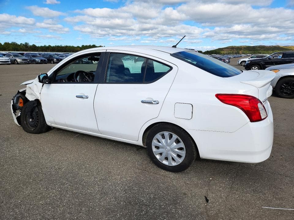 2019 NISSAN VERSA SV 2