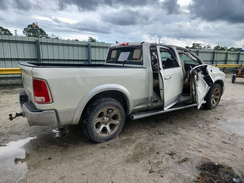 2017 RAM 1500 LARAMIE 3