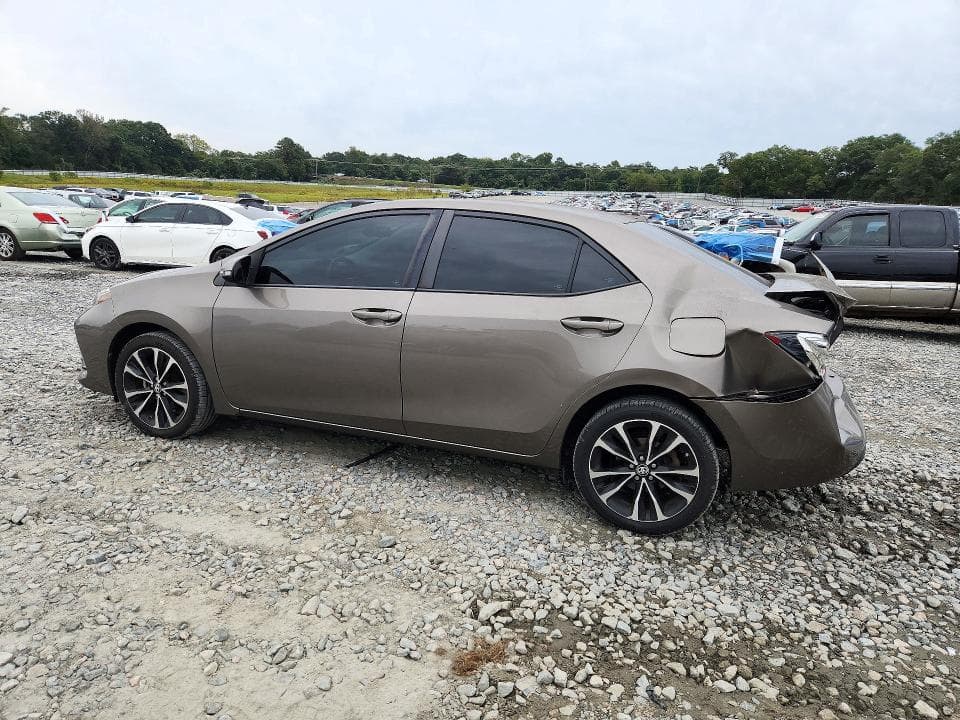 2019 TOYOTA COROLLA SE 2