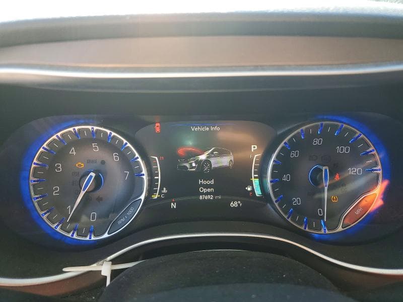 2017 CHRYSLER PACIFICA 9