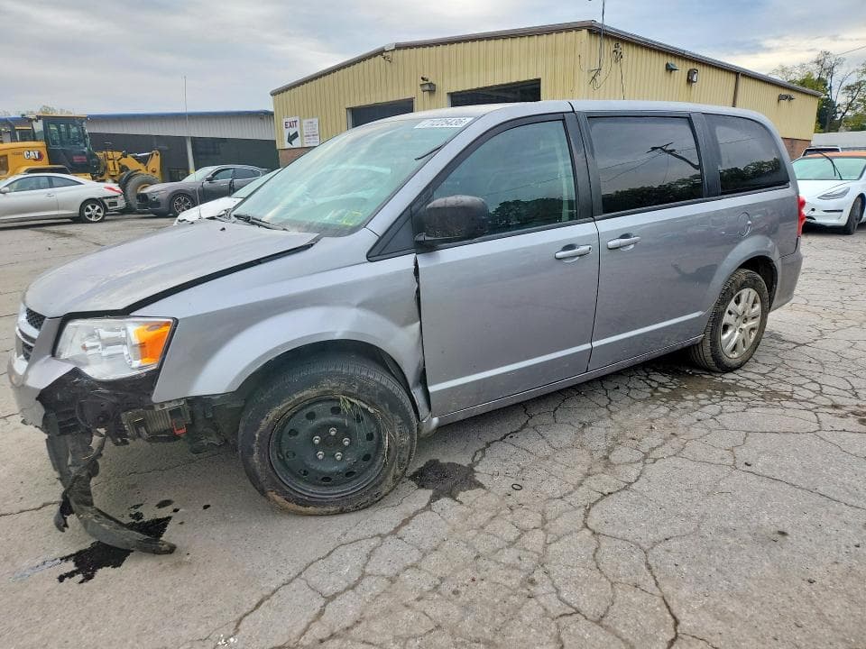 2018 DODGE GRAND CARAVAN SE