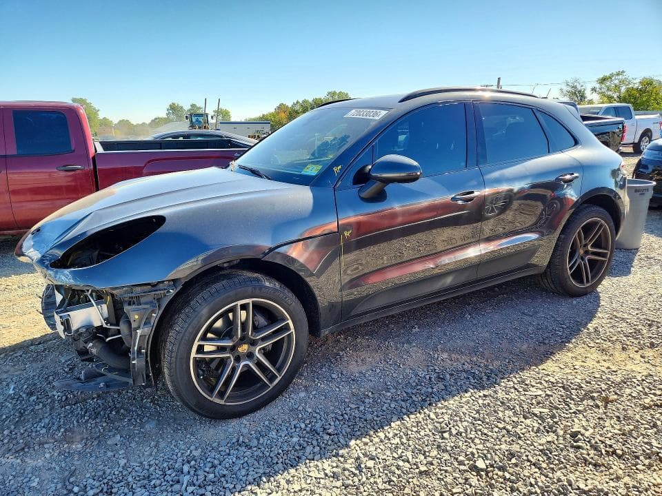 2020 PORSCHE MACAN - 1