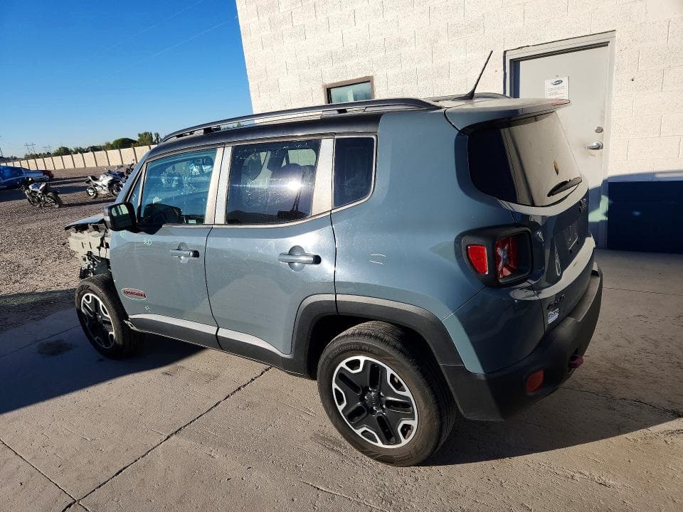 2017 JEEP RENEGADE TRAILHAWK 2