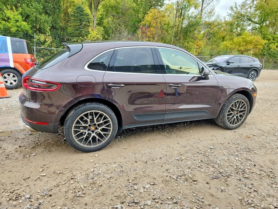 2017 PORSCHE MACAN S 3