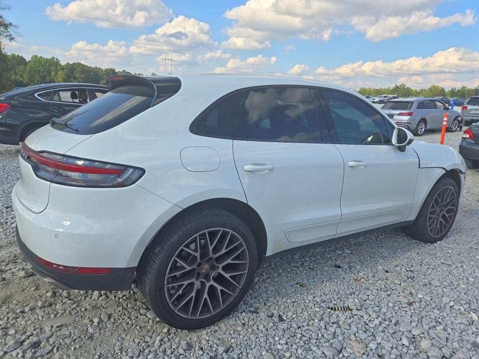 2020 PORSCHE MACAN 3