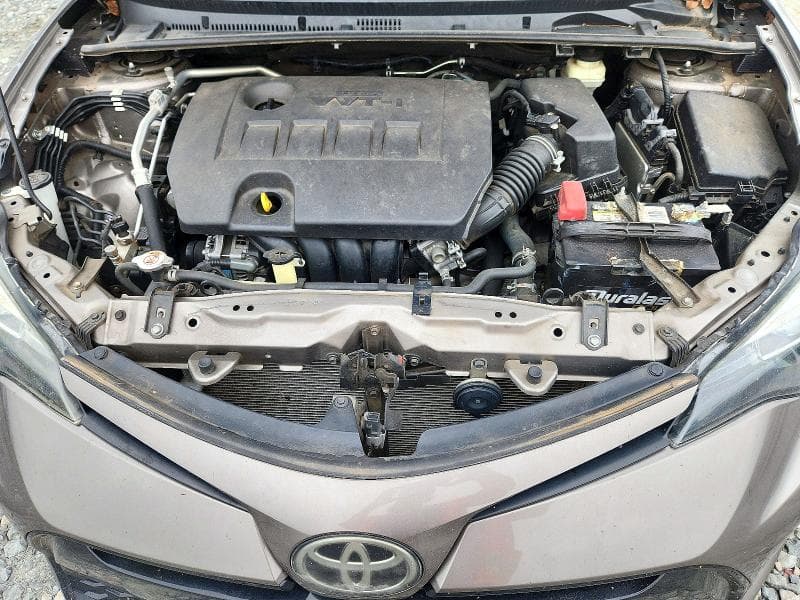 2019 TOYOTA COROLLA SE 11