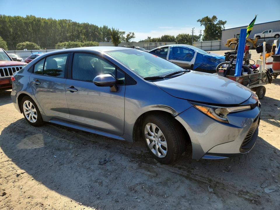 2026 TOYOTA COROLLA LE 4