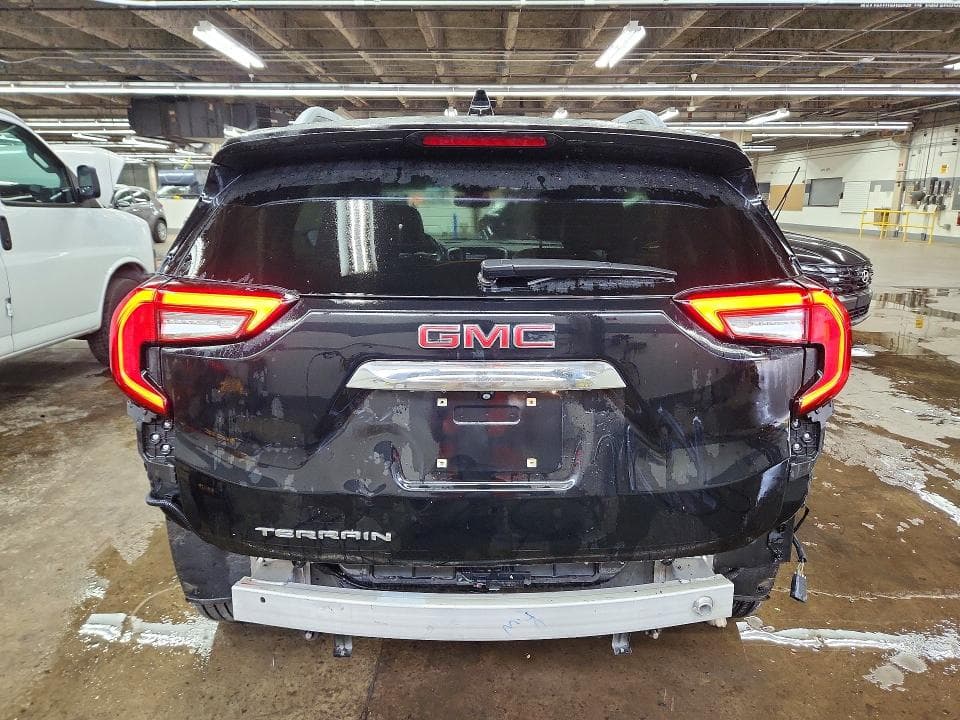 2023 GMC TERRAIN SLT 6