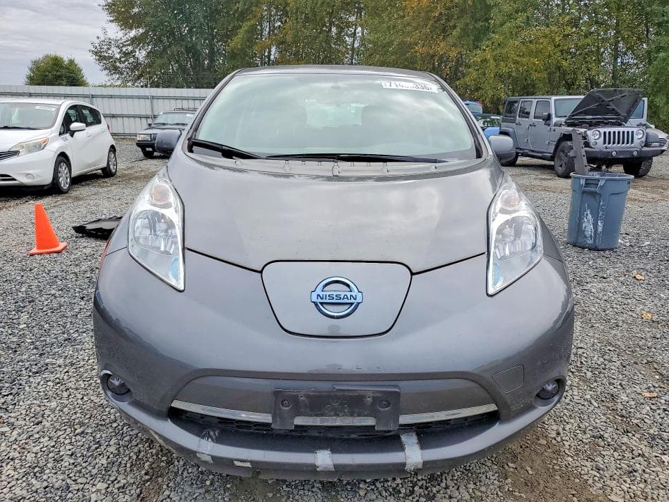 2017 NISSAN LEAF S 5