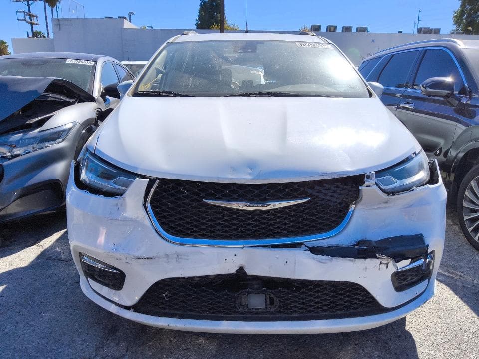 2022 CHRYSLER PACIFICA TOURING L 5