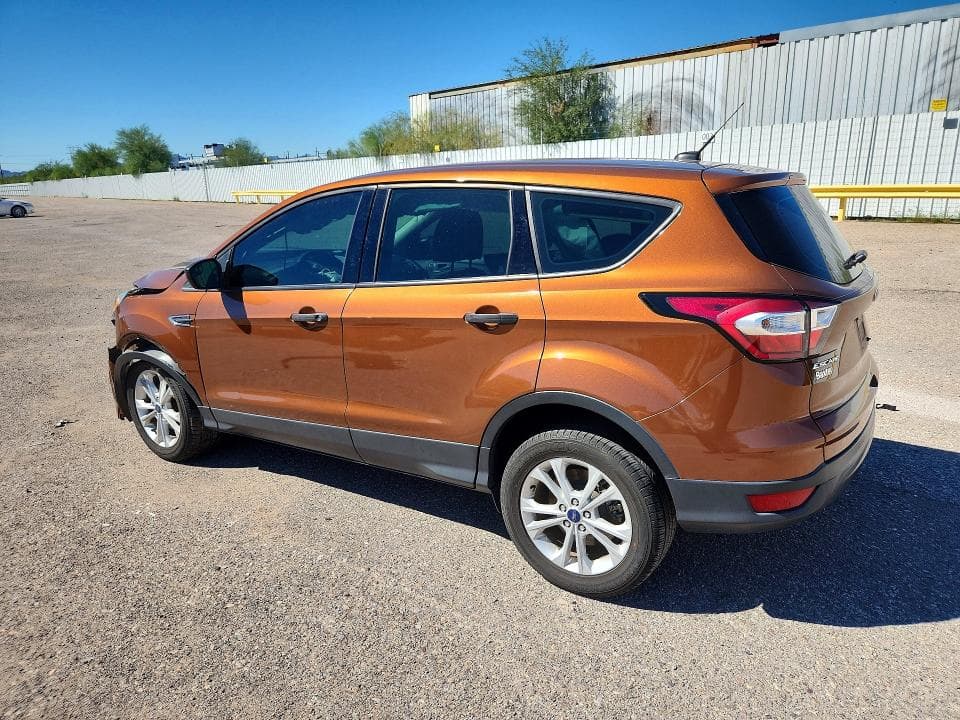 2017 FORD ESCAPE S 2