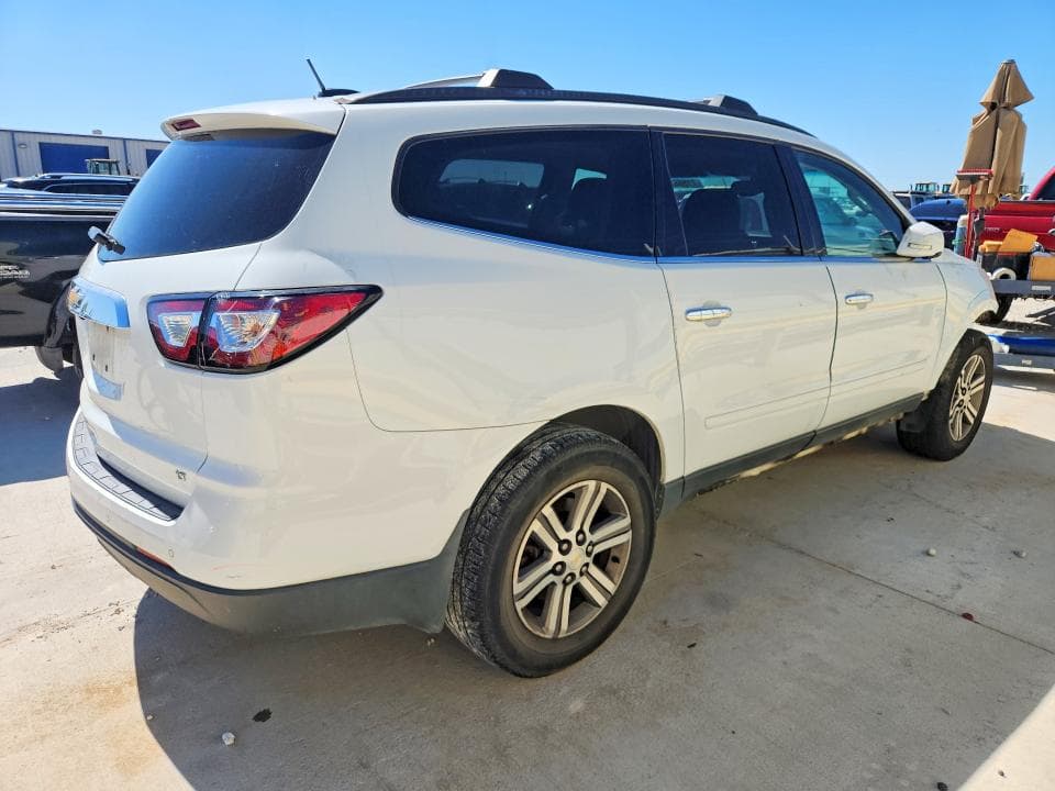 2017 CHEVROLET TRAVERSE LT 3