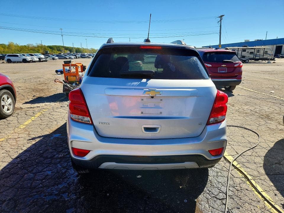 2019 CHEVROLET TRAX 1LT 6