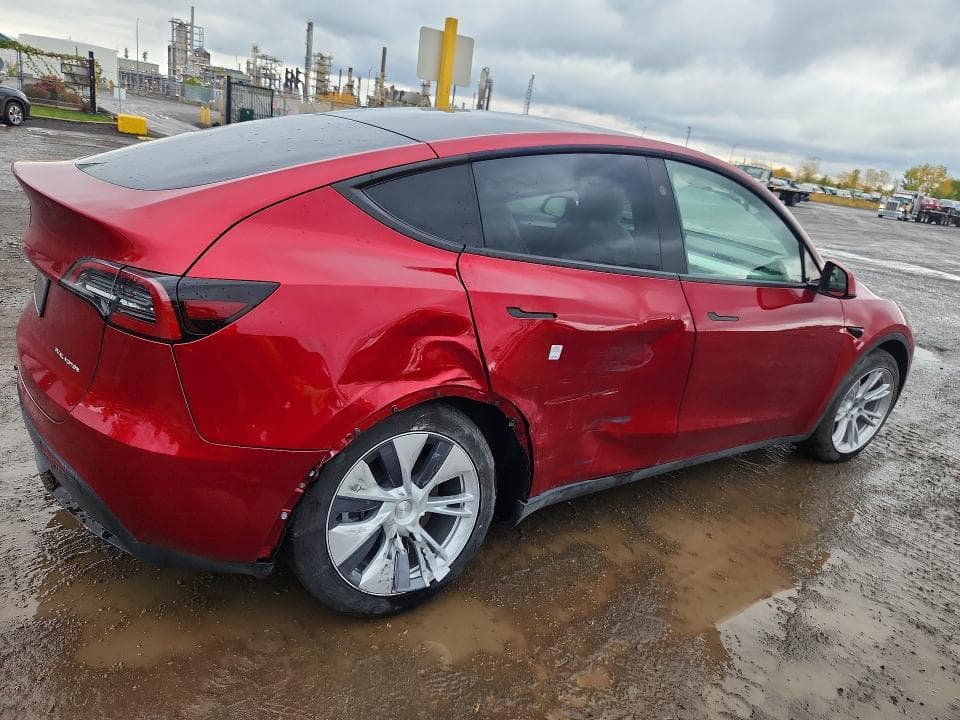 2024 TESLA MODEL  Y 3