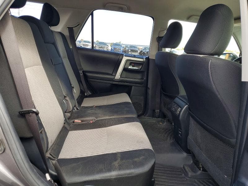 2019 TOYOTA 4RUNNER SR5 11