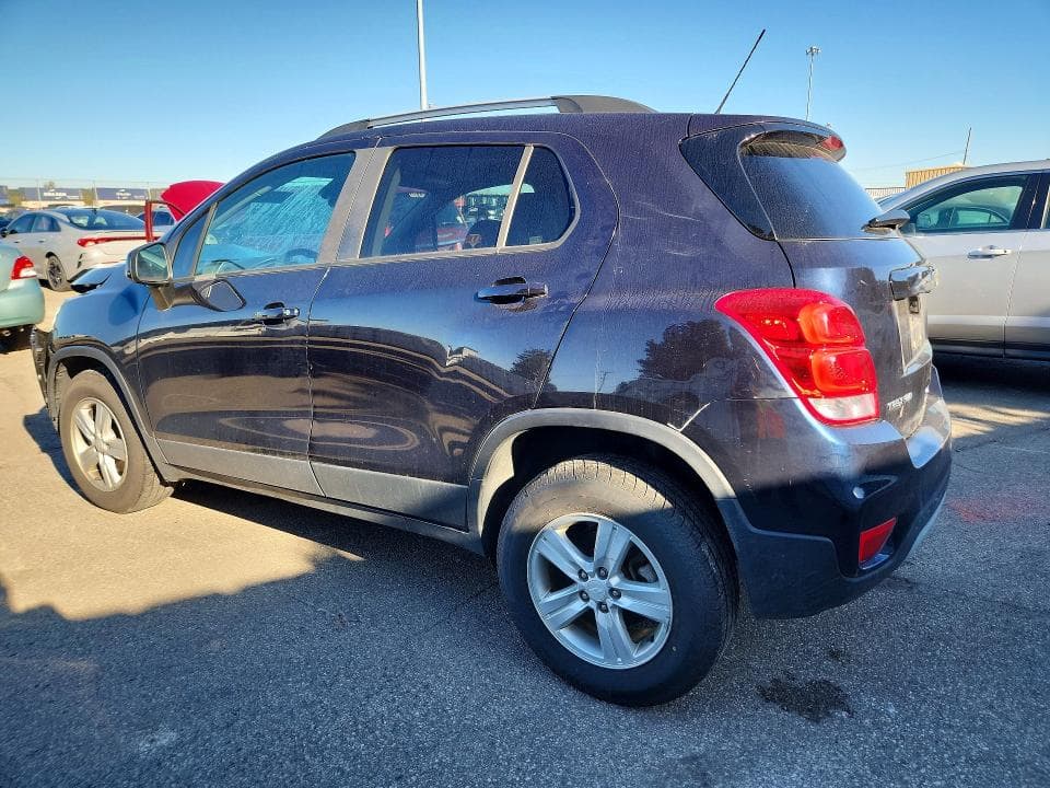 2021 CHEVROLET TRAX 1LT 2