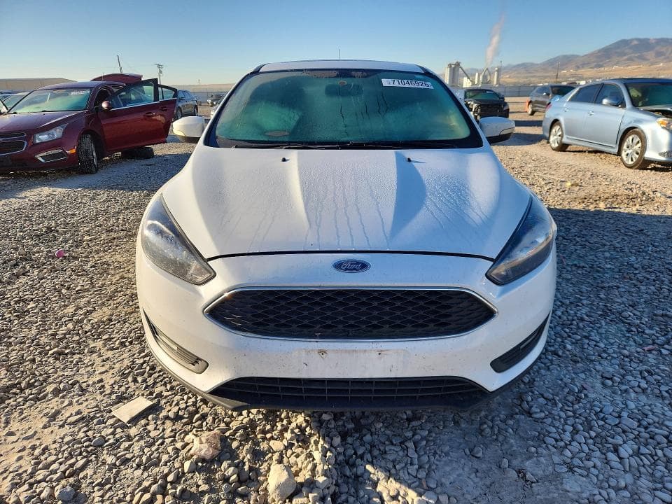 2017 FORD FOCUS SEL 5
