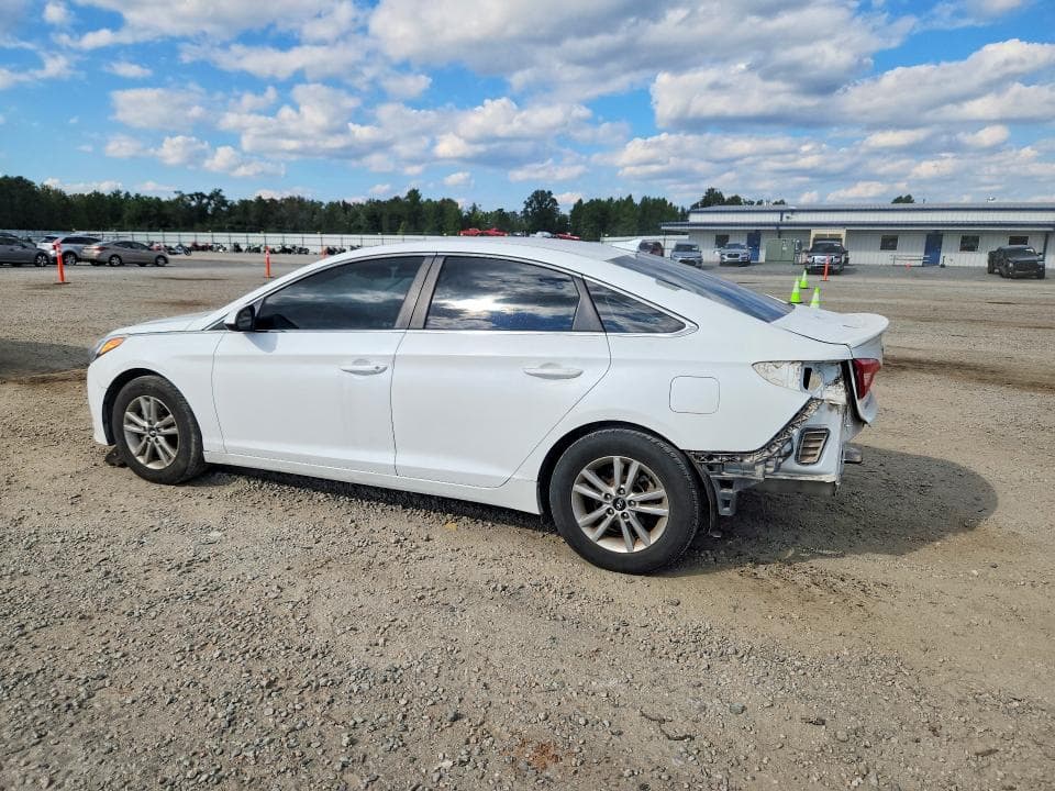 2017 HYUNDAI SONATA SE 2