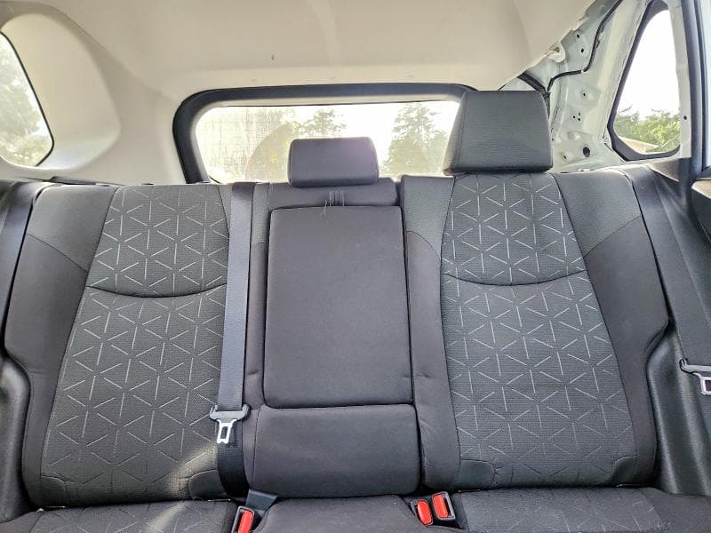 2021 TOYOTA RAV4 XLE 10