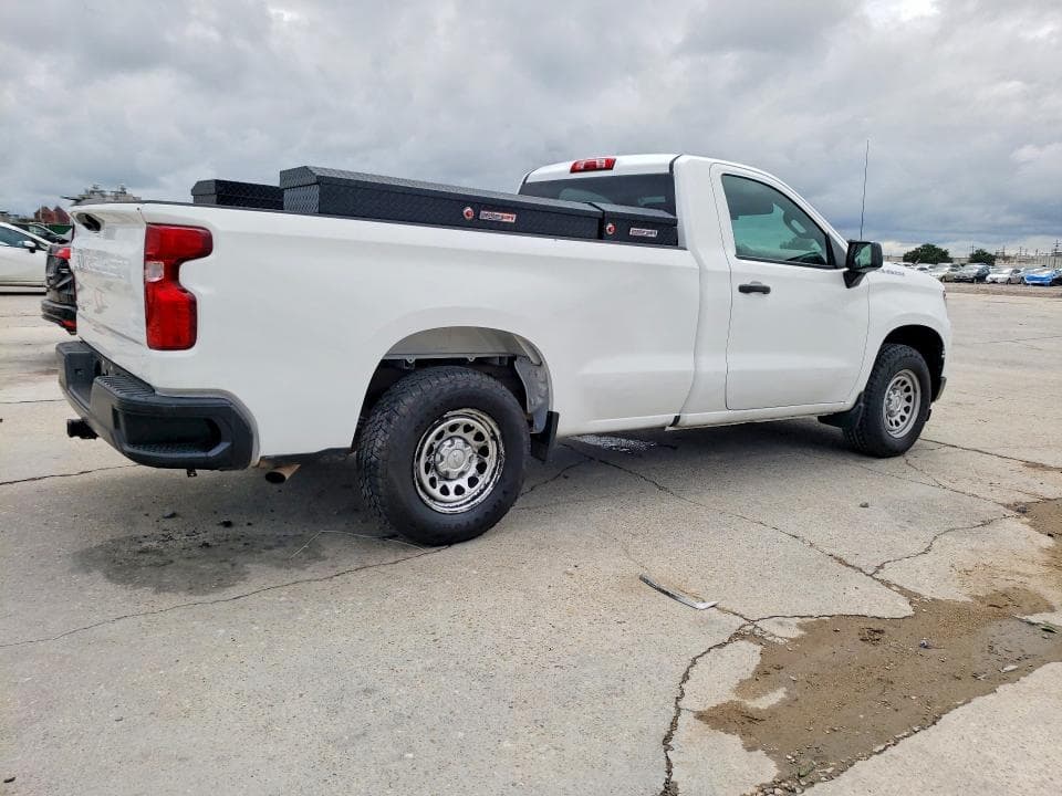 2022 CHEVROLET SILVERADO C1500 3