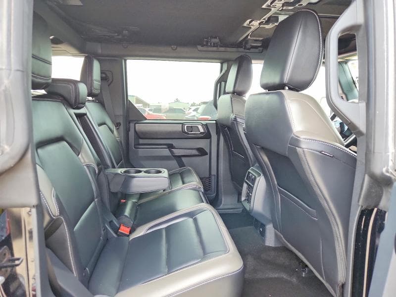 2025 FORD BRONCO OUTER BANKS 10