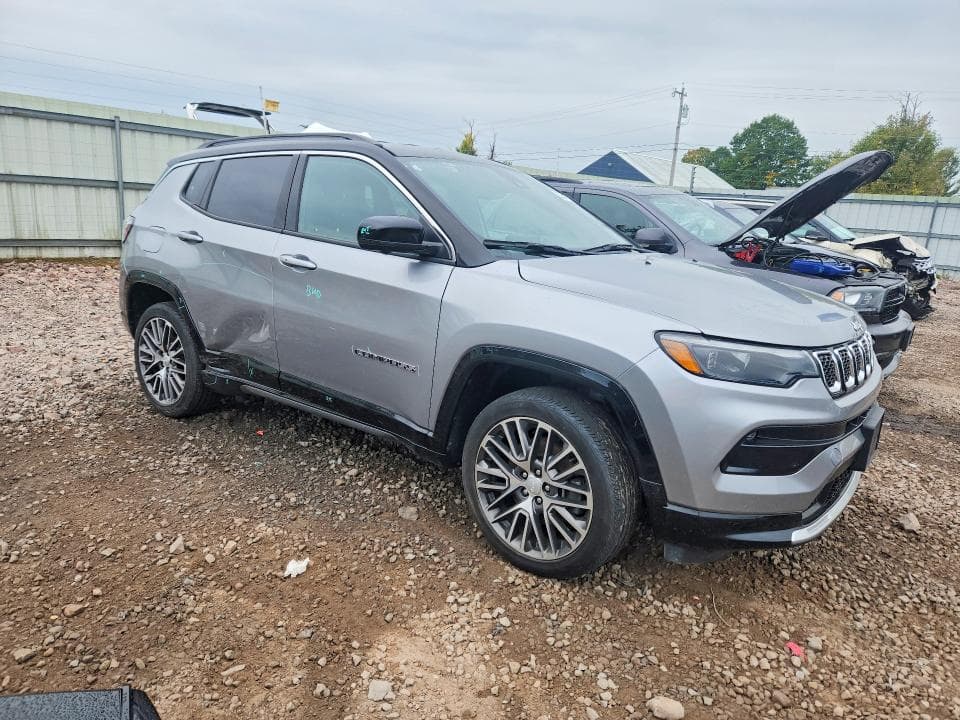 2023 JEEP COMPASS LIMITED 4