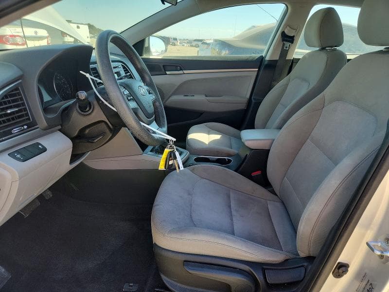 2017 HYUNDAI ELANTRA SE 7