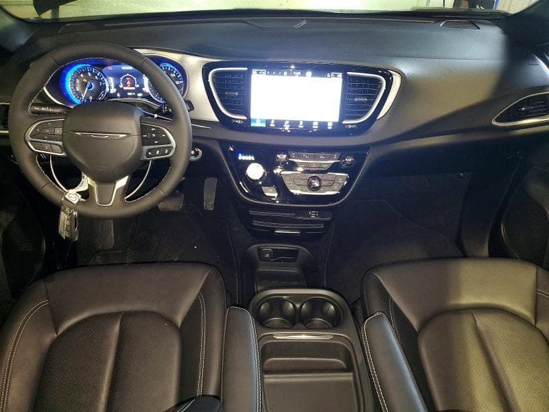 2027 CHRYSLER PACIFICA SELECT 8