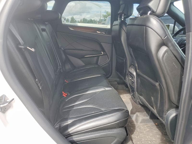 2019 LINCOLN MKC RESERVE 11