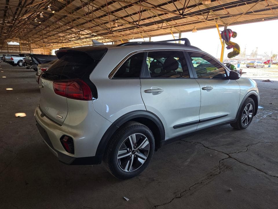 2020 KIA NIRO LXS 3