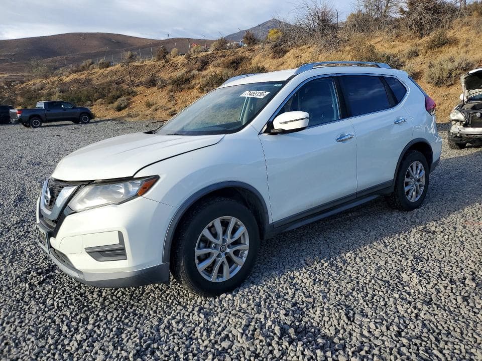 2017 NISSAN ROGUE SV