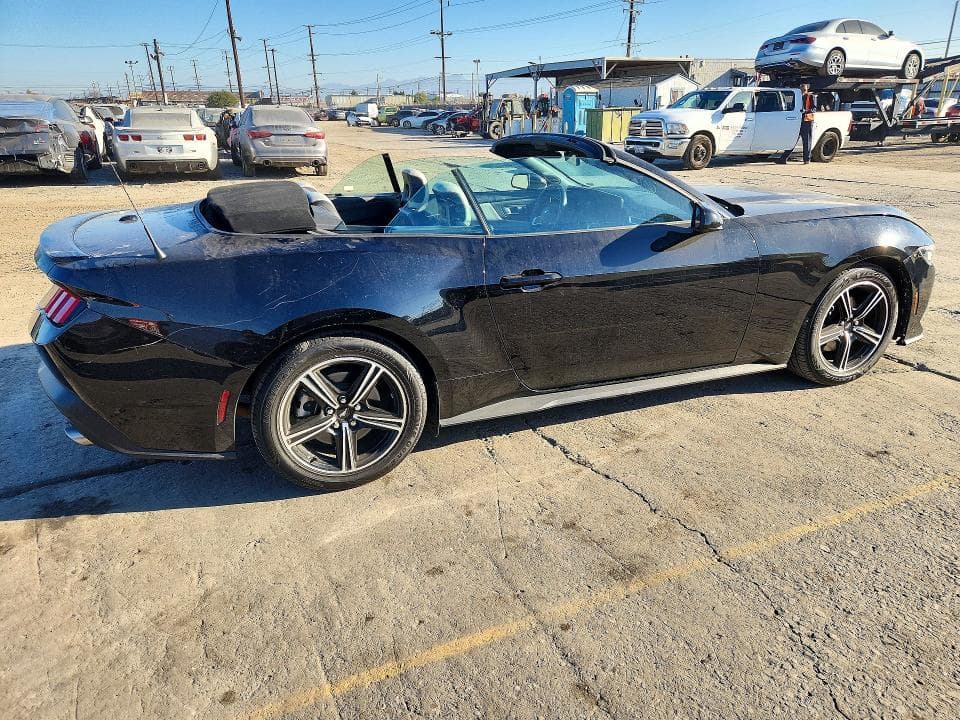 2024 FORD MUSTANG 3