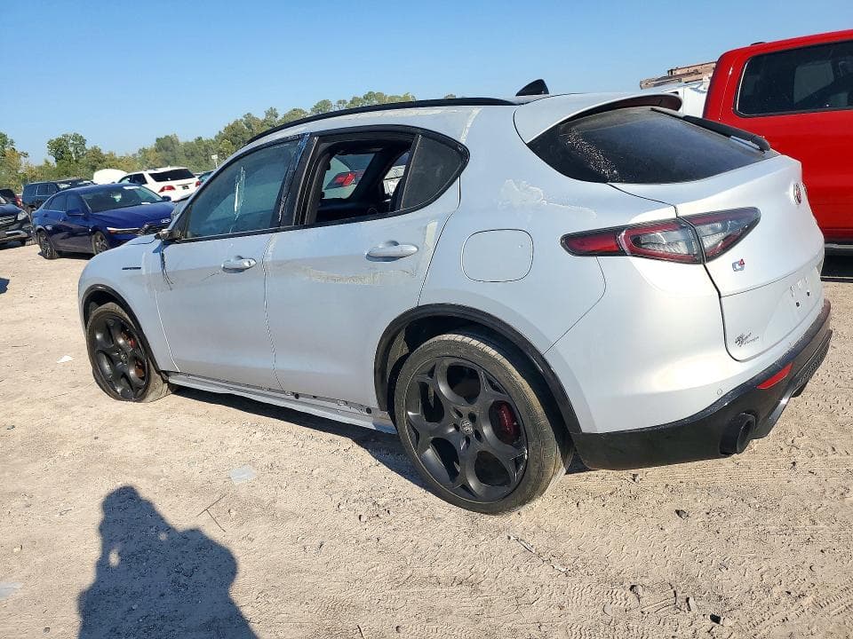 2024 ALFA ROMEO STELVIO TI 2