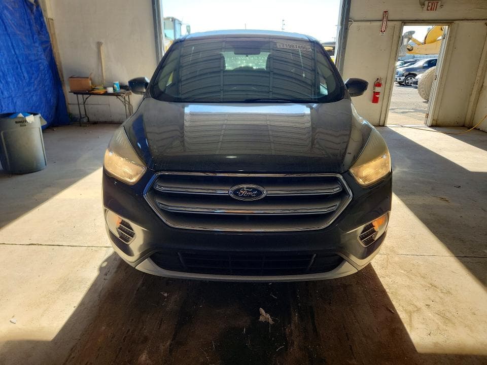 2017 FORD ESCAPE SE 5