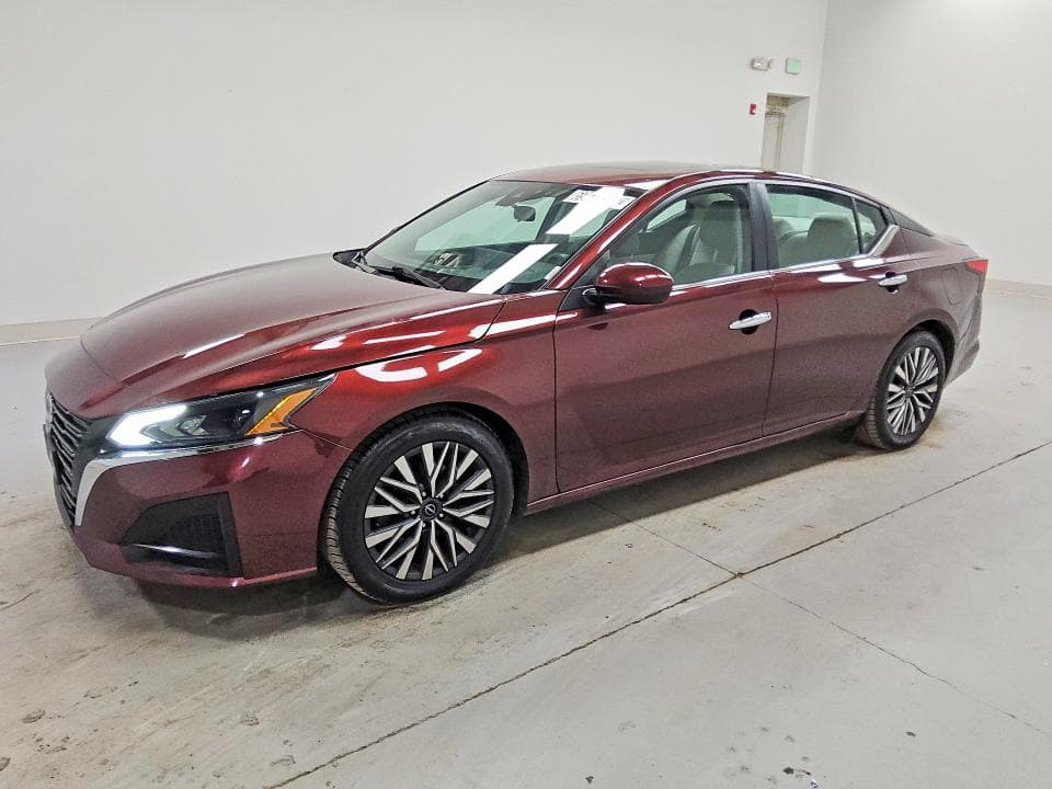 2023 NISSAN ALTIMA SV